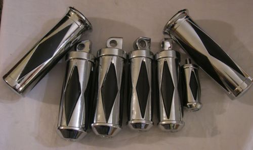 Chrome Diamond Spur Foot Peg Grips Set Harley Softail Dyna Sportster XL Customs